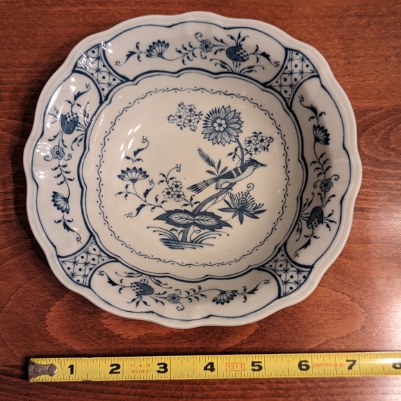 Pretty scalloped rim Andrea by Sadek bowl Japan - Picture 5 of 5